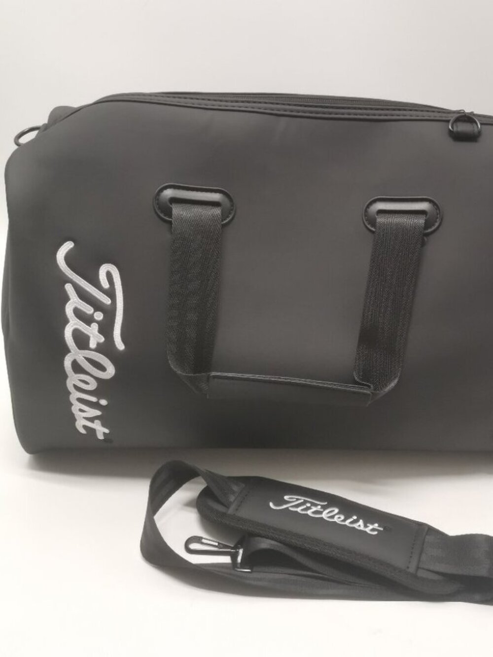 Pre-owned Titleist Golf Garment Bag Handheld Shoe Bag Portable Weekender Bag